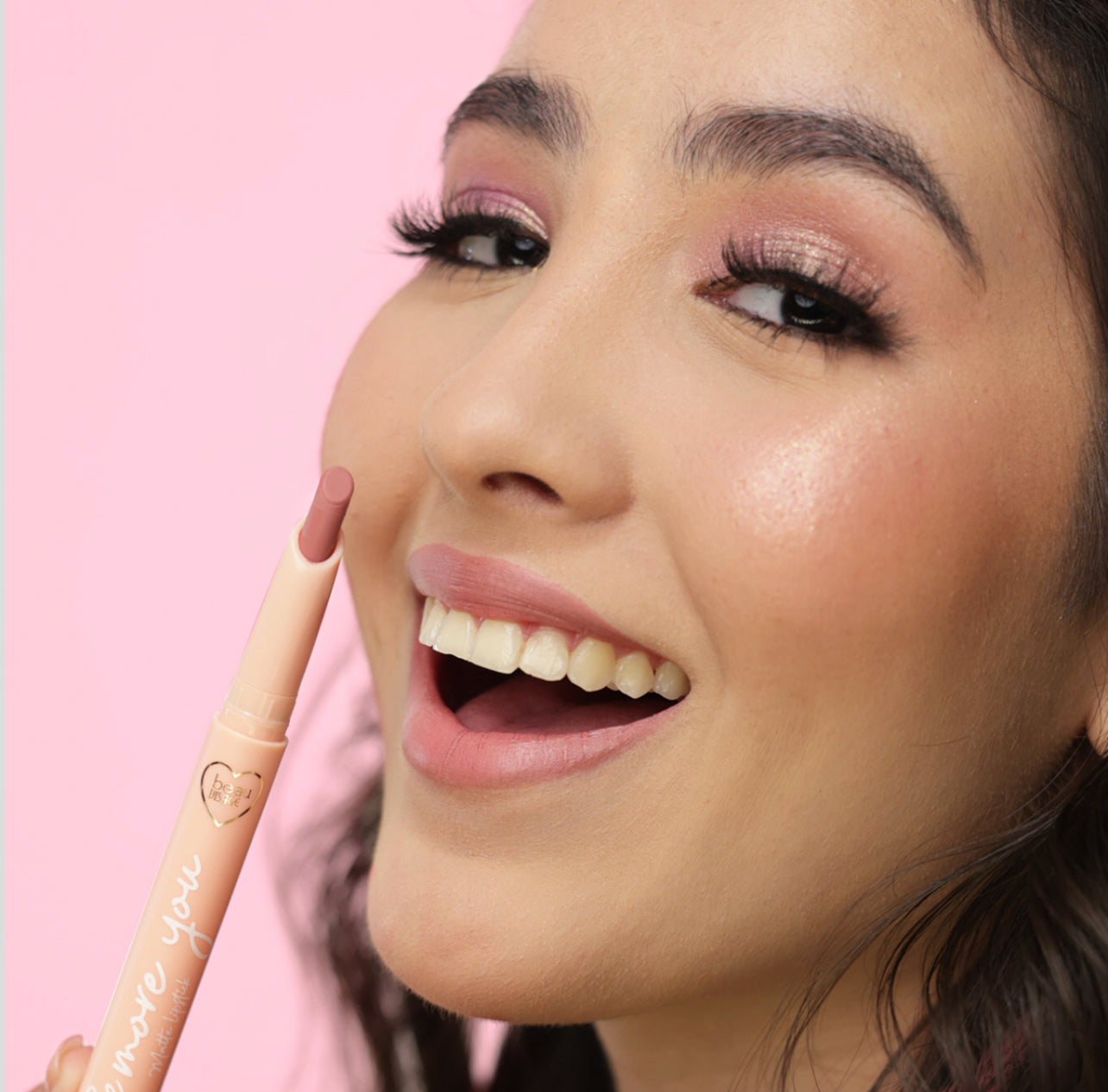 LABIAL EN BARRA ANYMORE BEAUVISAGE