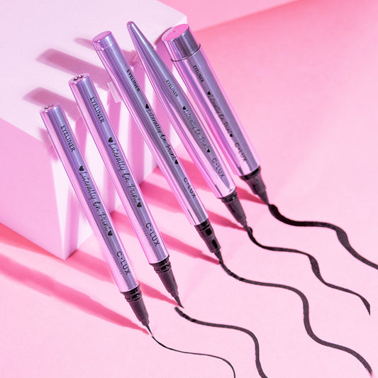 DELINEADOR LITERALLY ON POINT BLACK CLUX