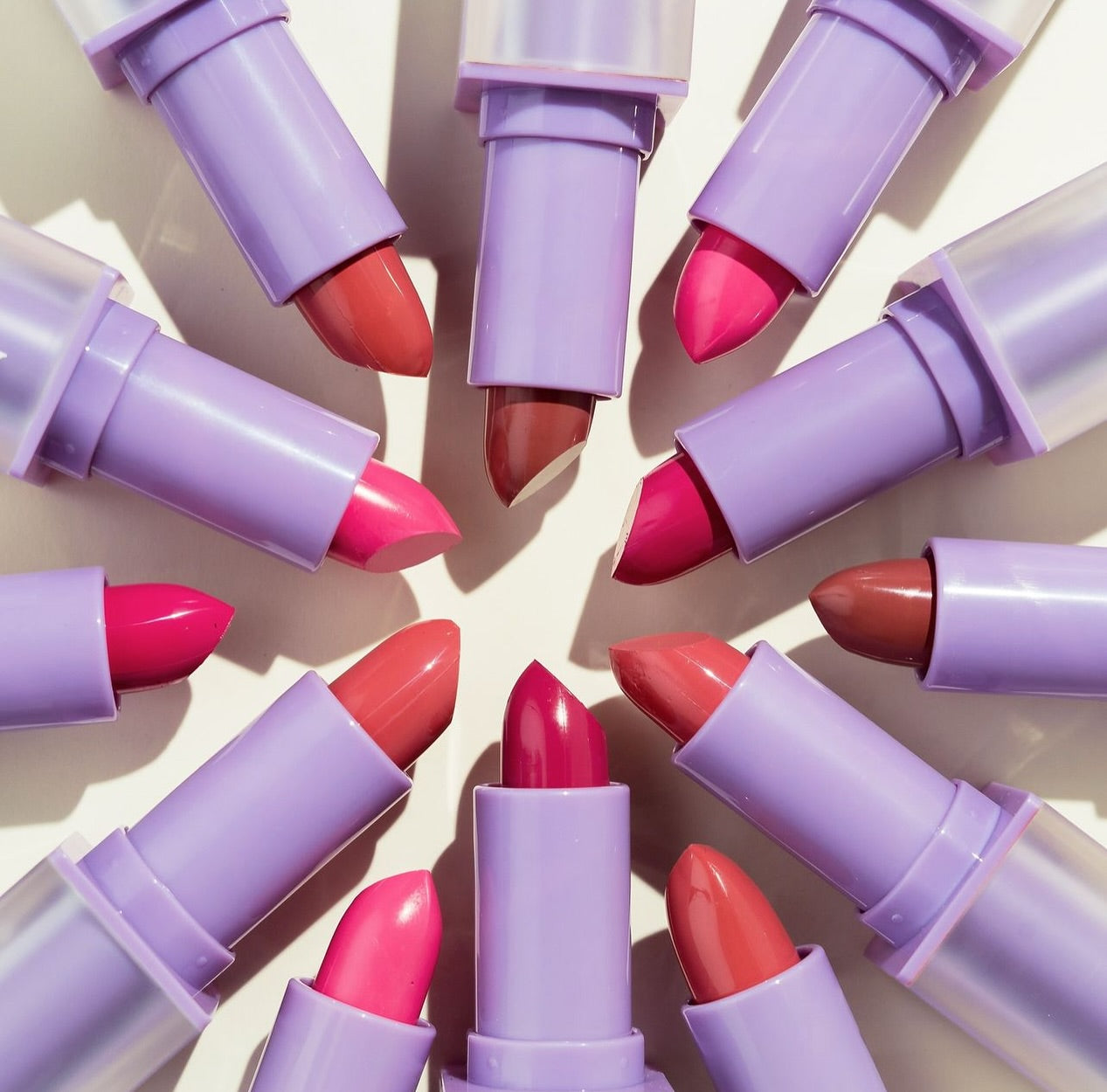 LABIAL STAY GROOVY BEAUVISAGE
