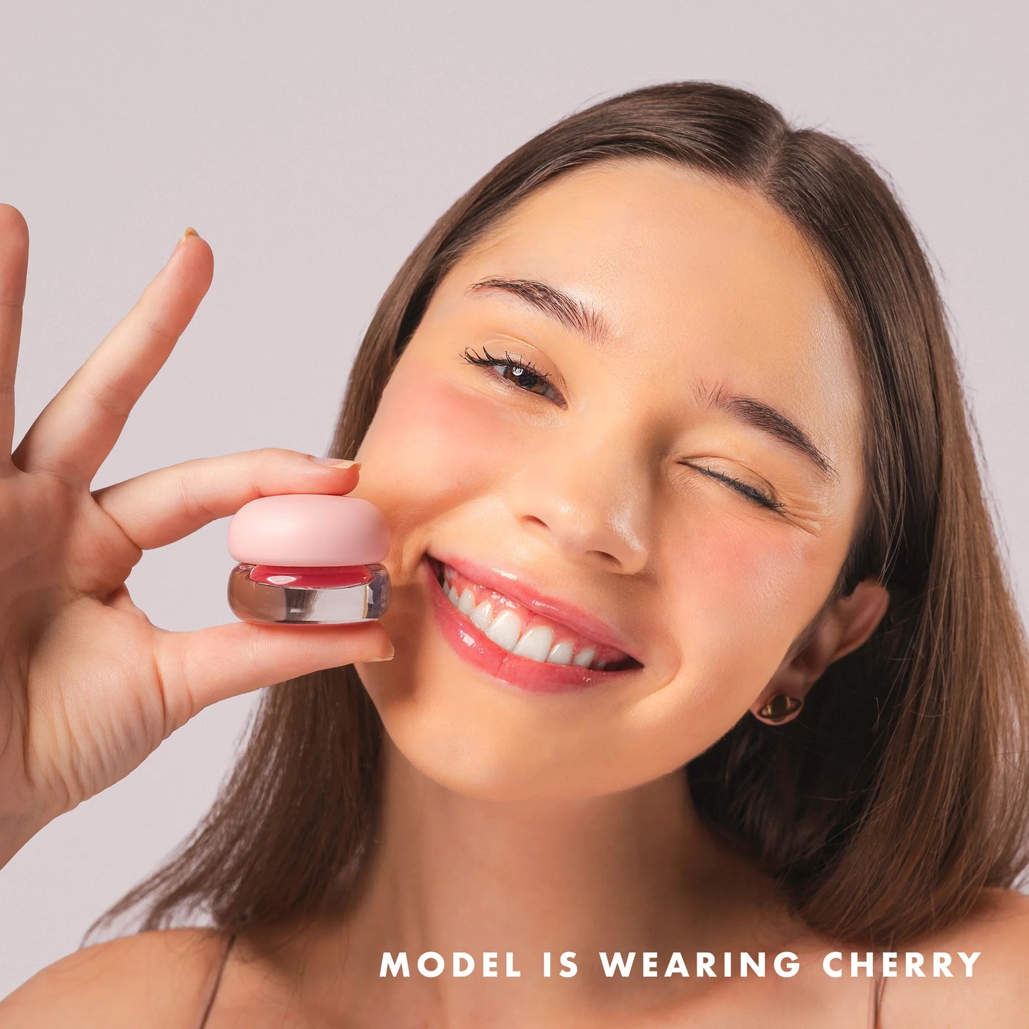 BALSAMO LABIAL BRILLANTE NEVER BEEN KISSED KARA BEAUTY