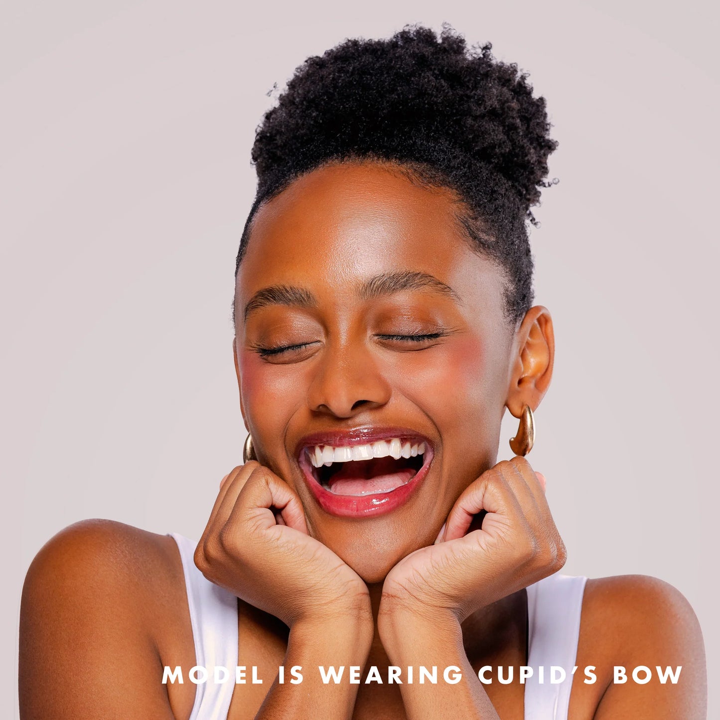 BALSAMO LABIAL BRILLANTE NEVER BEEN KISSED KARA BEAUTY