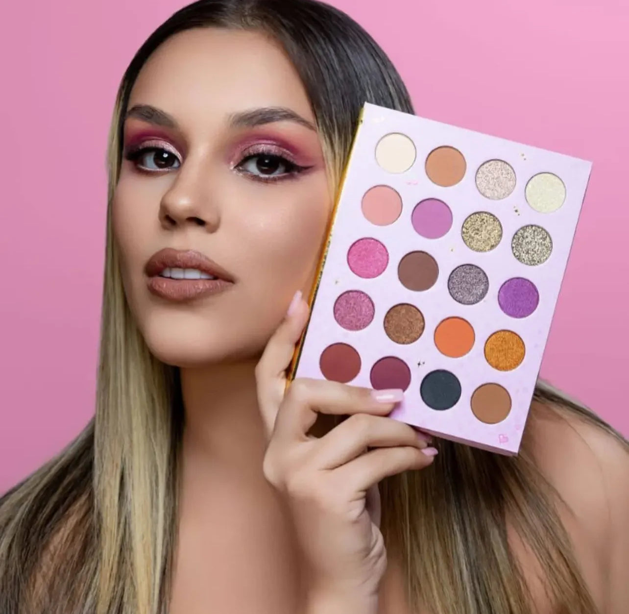 PALETA DE SOMBRAS GLOWS EVERY DAY BEAUVISAGE