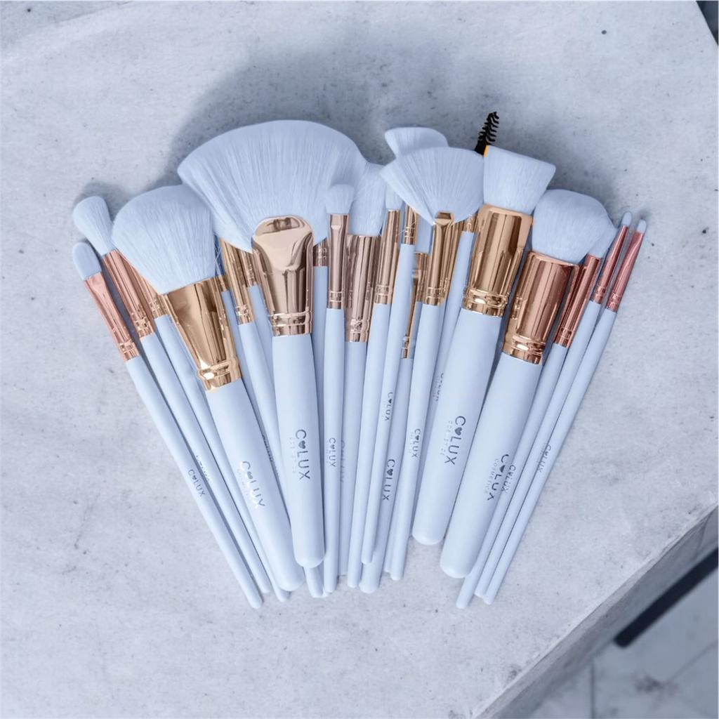 COLECCION WEEKDAYS BROCHAS TUBO 24 PCS CLUX